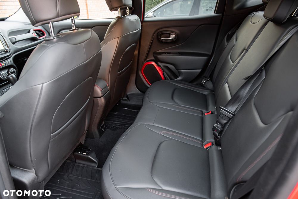 Jeep Renegade 2.0 MultiJet Active Drive Low Automatik Trailhawk - 25