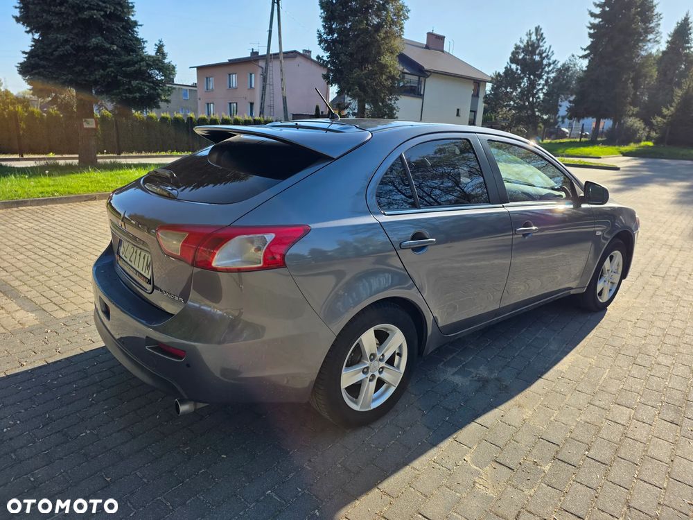 Mitsubishi Lancer 1.8 Inform - 5