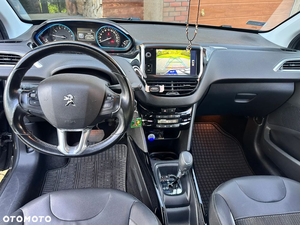 Peugeot 2008 1.2 Pure Tech Allure S&S EAT6 - 2