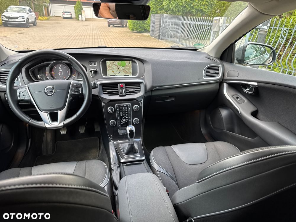 Volvo V40 - 37
