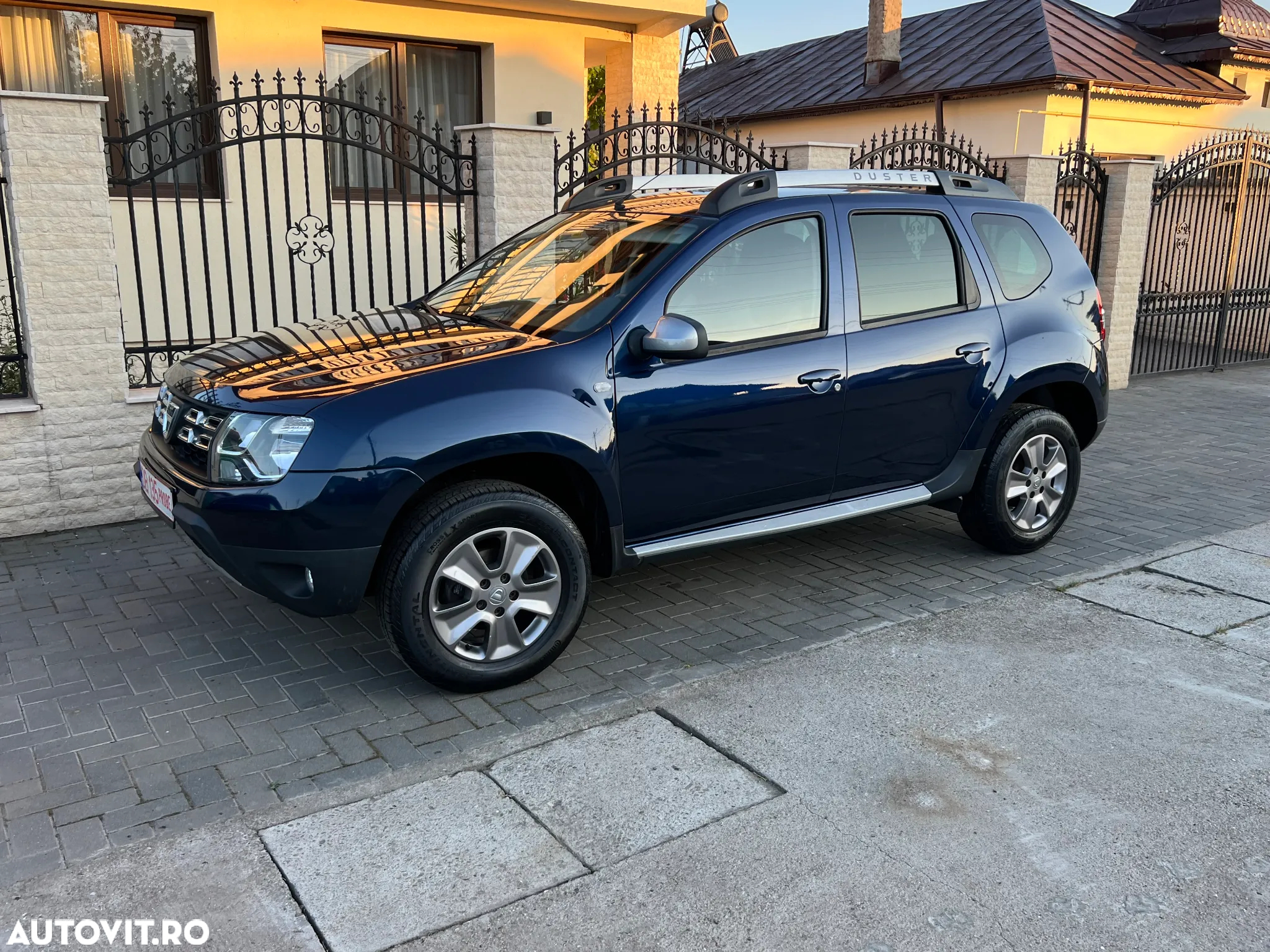 Dacia Duster 1.6 SCe Essential - 20