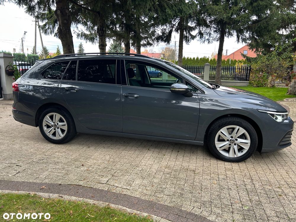 Volkswagen Golf - 11