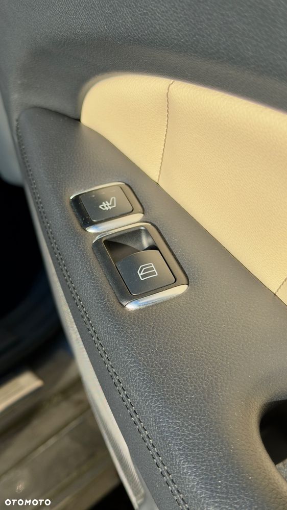 Mercedes-Benz CLS 500 4-Matic BlueEff - 16