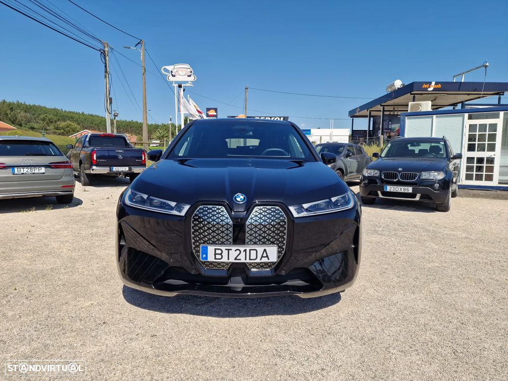BMW iX xDrive 50 Pack Desportivo - 2