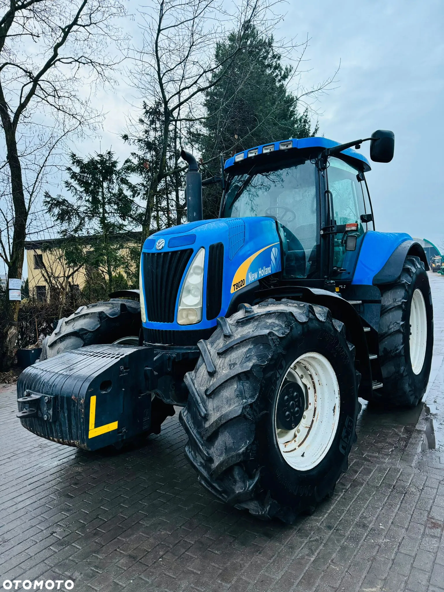 New Holland T8020 - 2