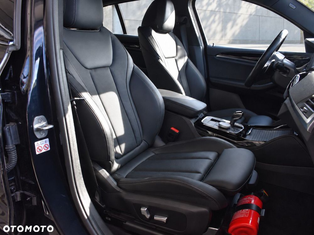 BMW X4 2022 photo 4