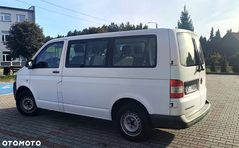 Volkswagen Transporter - 4