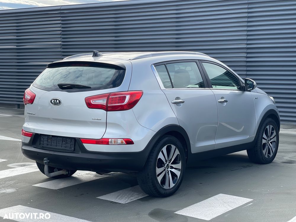 Kia Sportage 2.0 CRDI AWD Aut. Dream-Team Edition - 5