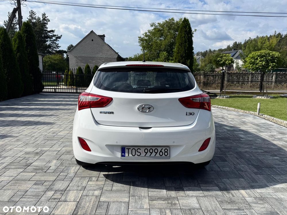 Hyundai i30 blue 1.6 CRDi Classic - 6