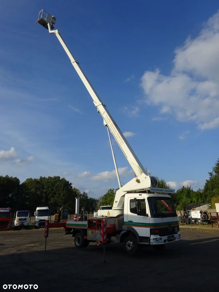 Mercedes-Benz ATEGO 815
