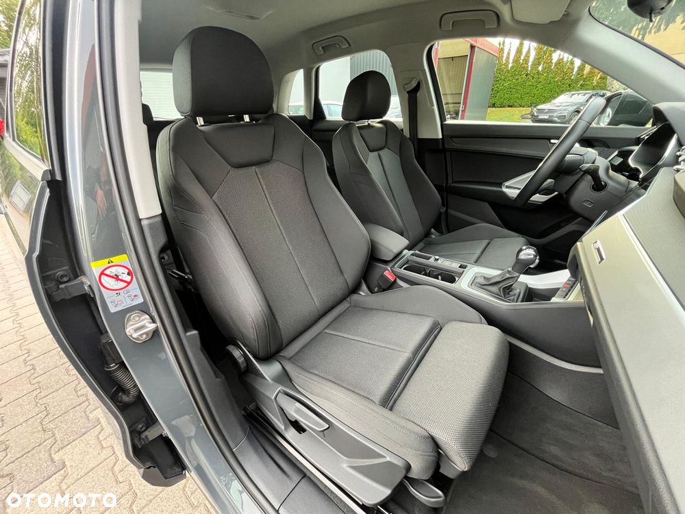 Audi Q3 35 TFSI mHEV S tronic - 23