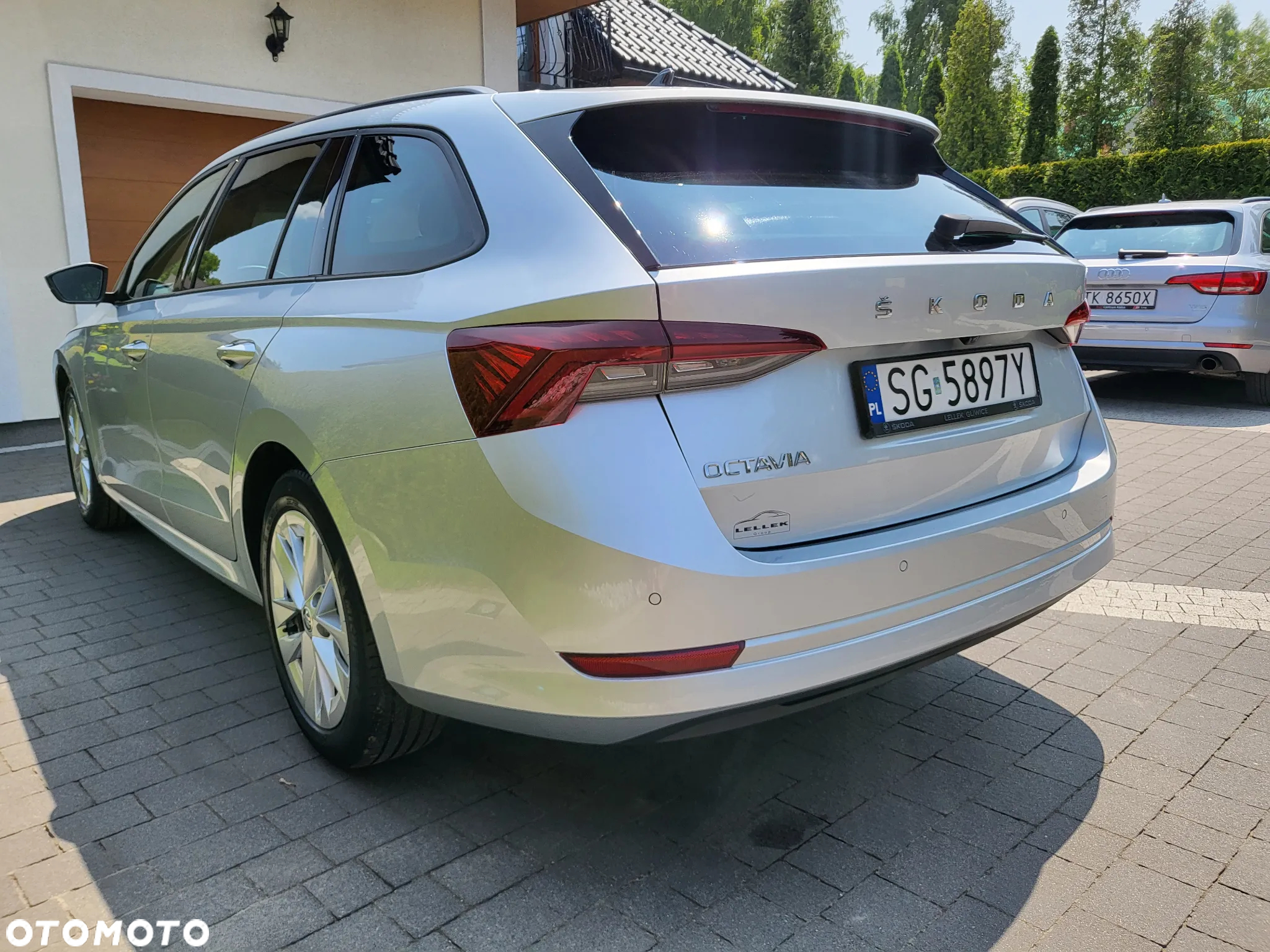Skoda Octavia 2.0 TDI Ambition DSG - 24
