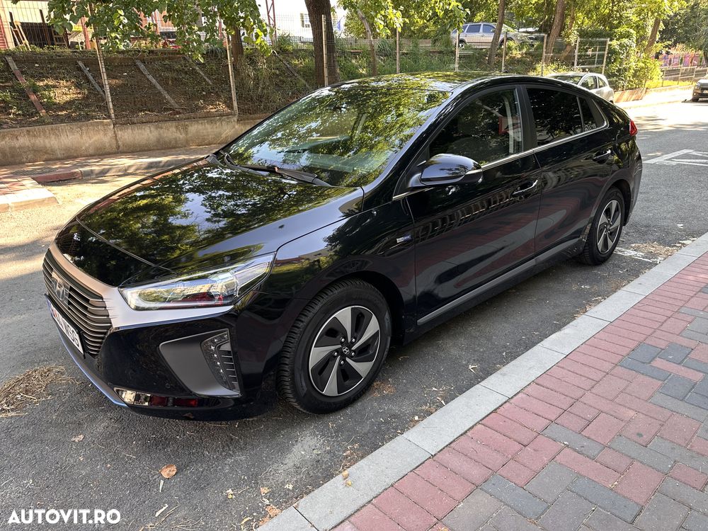 Hyundai IONIQ - 7
