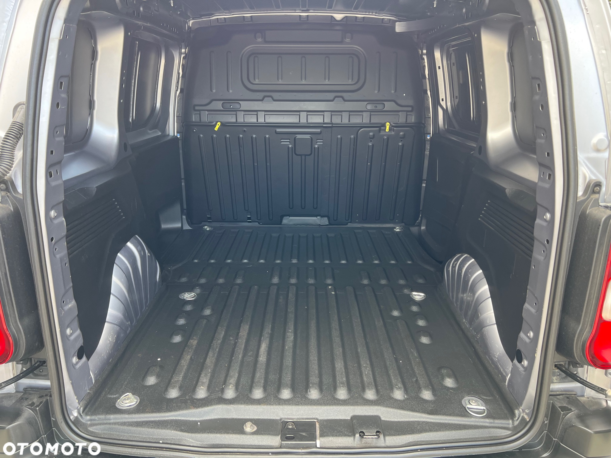 Citroën BERLINGO - 13