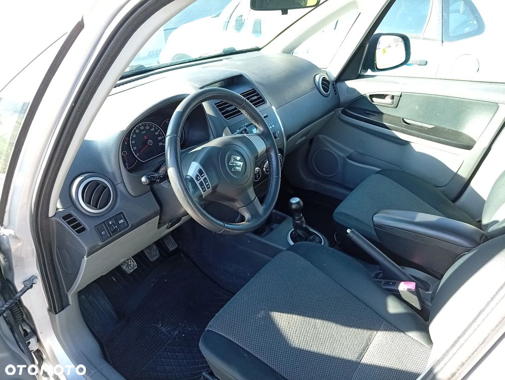Suzuki SX4 1.6 GLX / Comfort - 3
