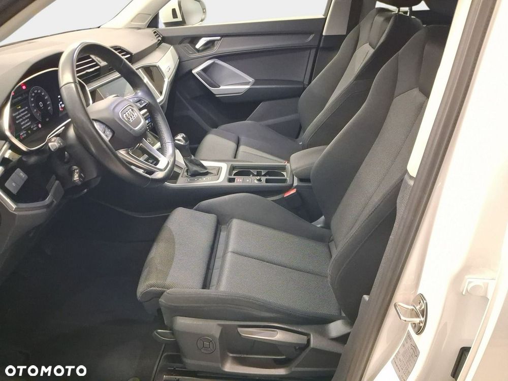 Audi Q3 - 10