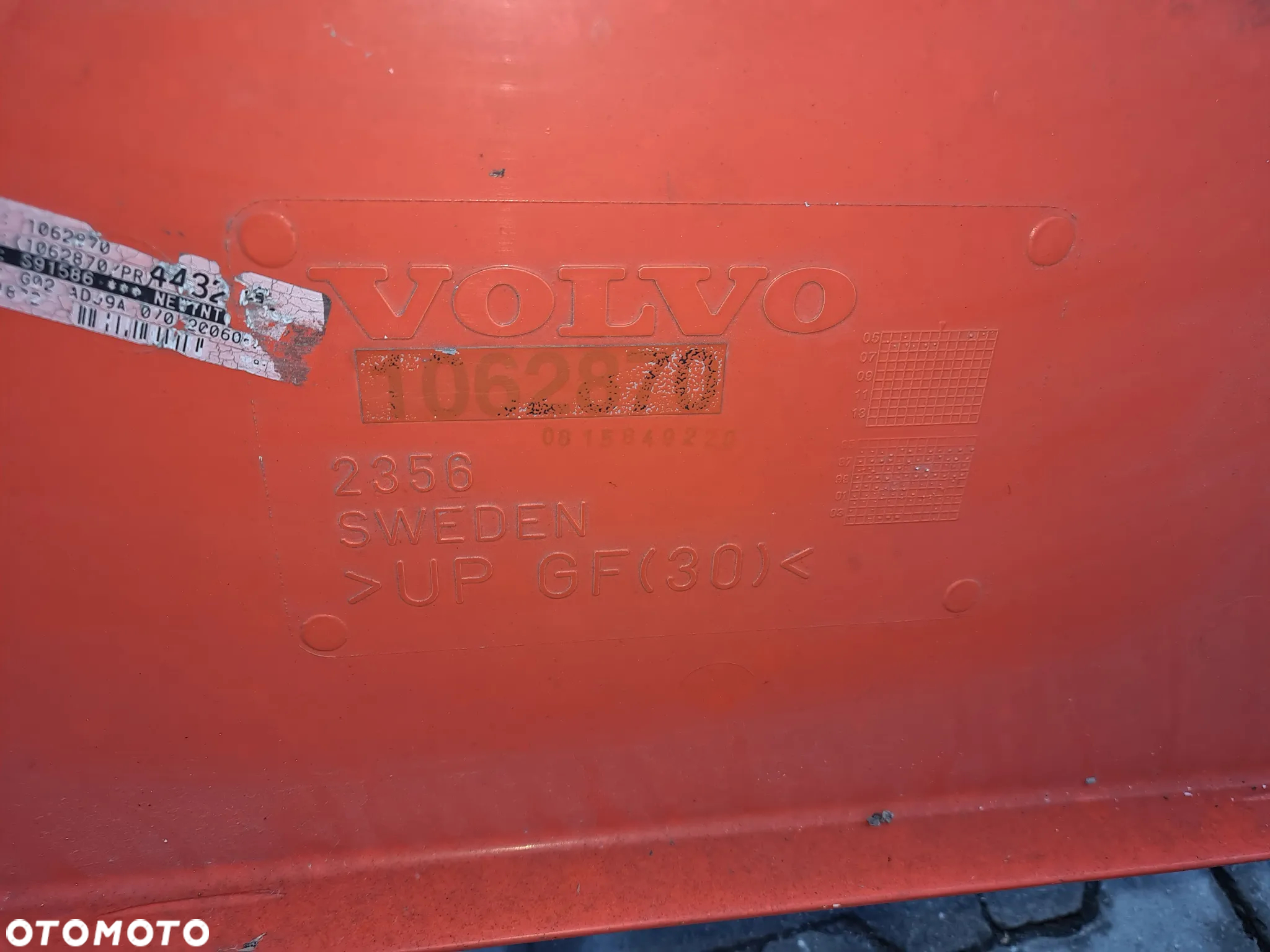 OWIEWKA ZAKABINOWA GÓRNA Volvo FM niska kabina lewa prawa - 5