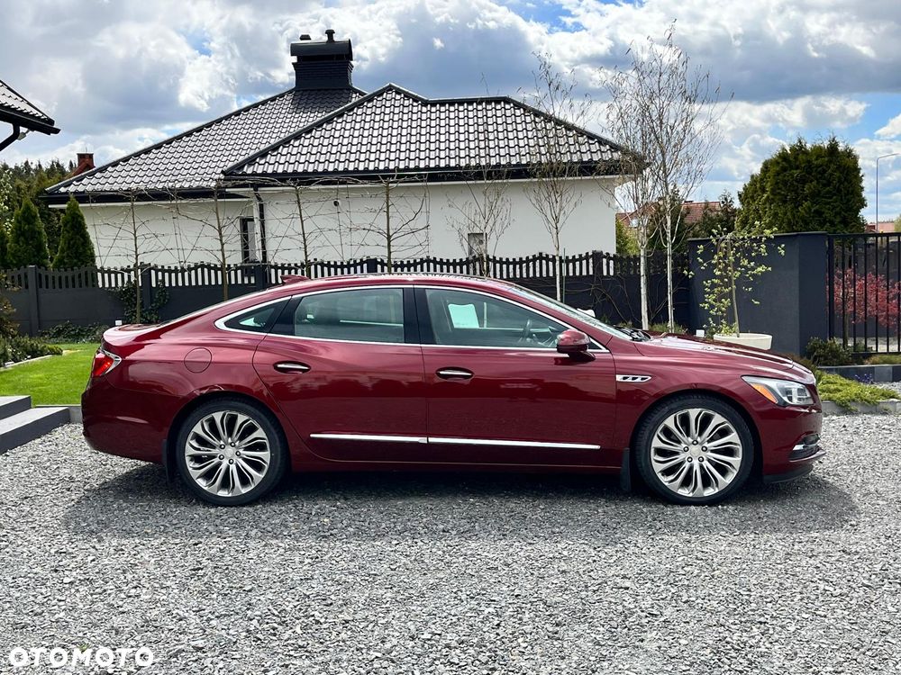 Buick Lacrosse - 20