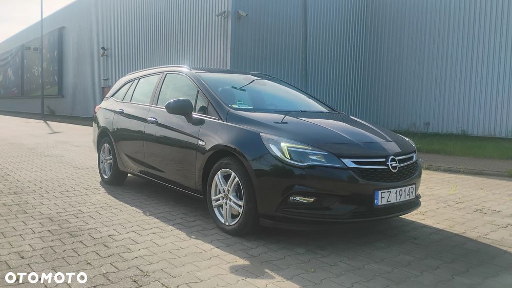 Opel Astra 1.6 CDTI Sport - 2