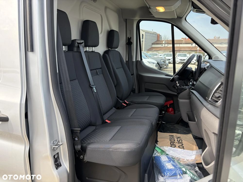 Ford Transit L3H2 Van 165KM M6 LIMITED - 27