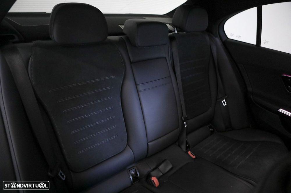 Mercedes-Benz C 300 e AMG Line - 15