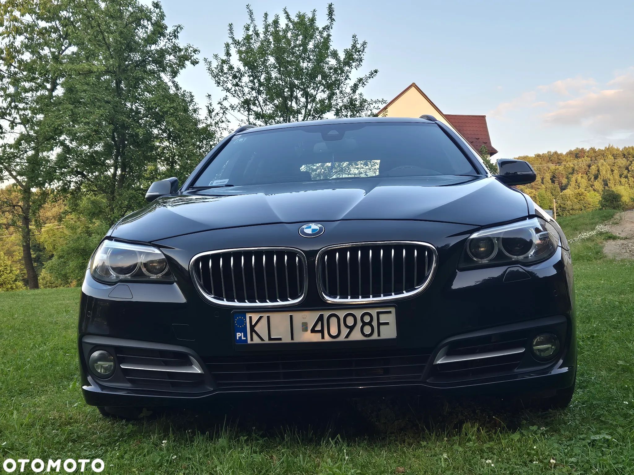 BMW Seria 5 525d xDrive Touring - 1