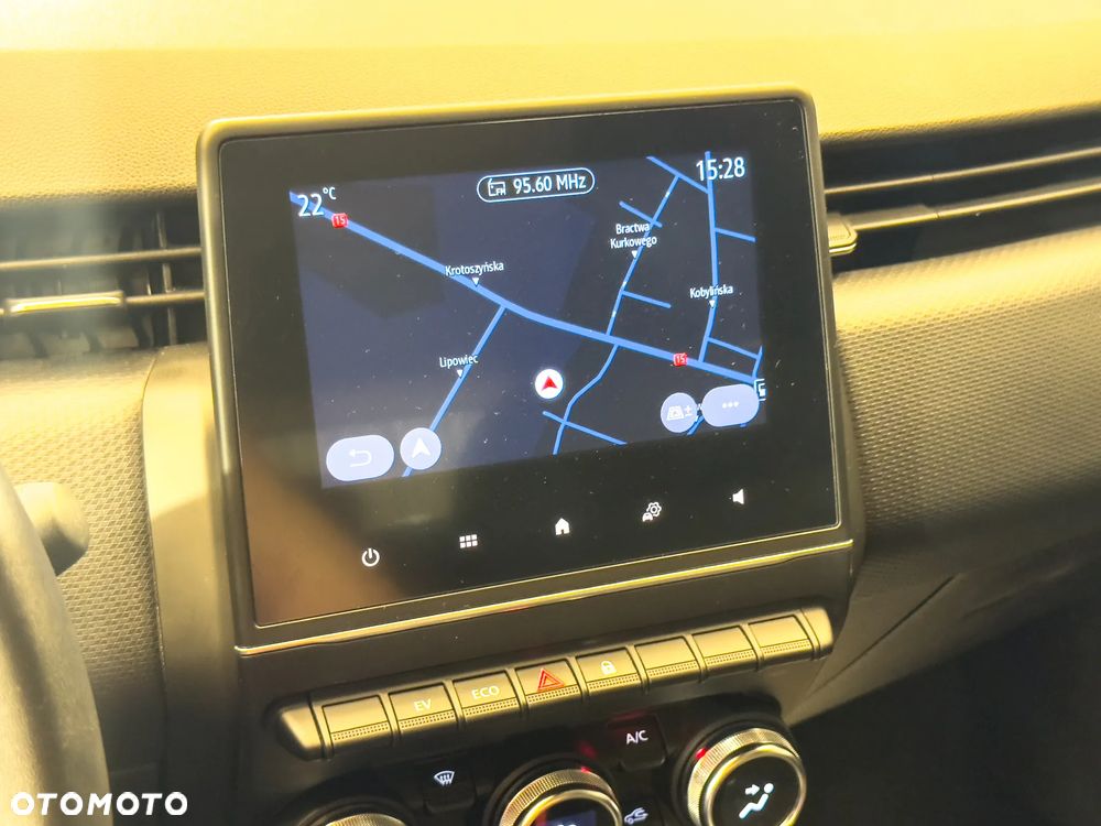 Renault Clio E-TECH Hybrid 140 EXPERIENCE - 29