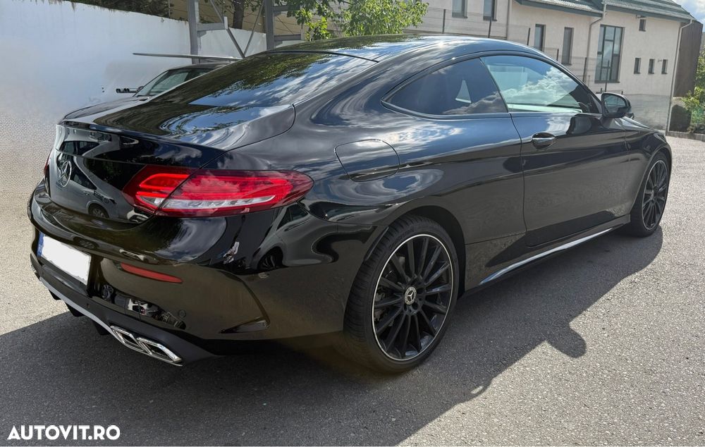 Mercedes-Benz C 220 d Coupe 9G-TRONIC AMG Line - 3