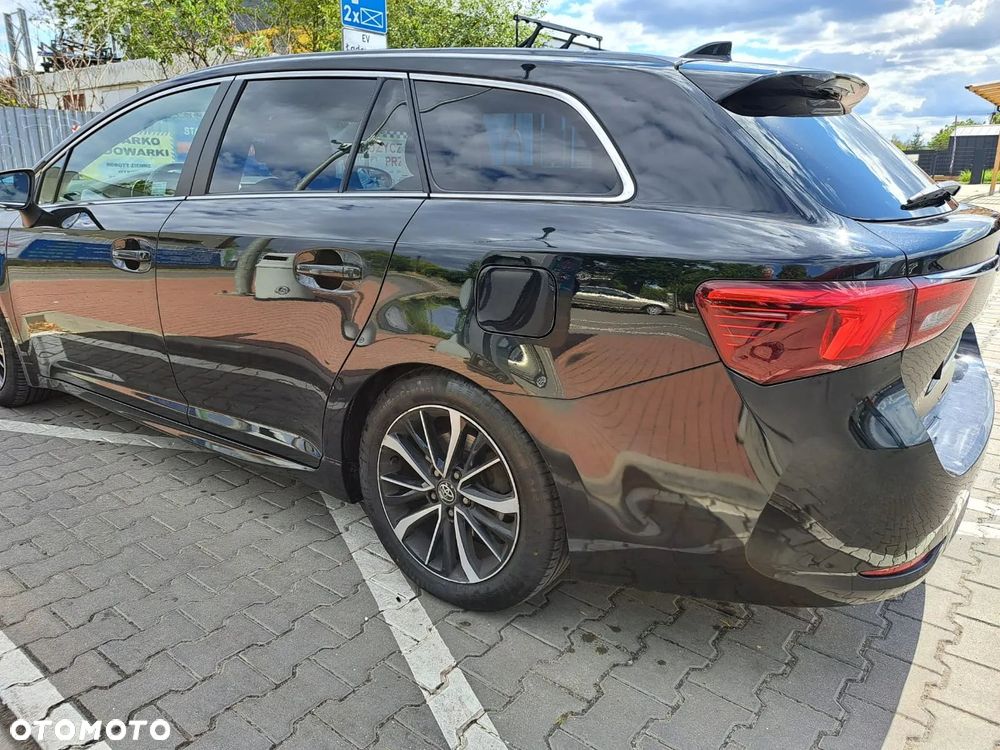 Toyota Avensis 2.0 D-4D Active Business - 4