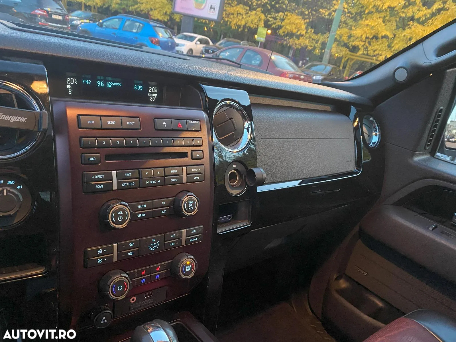 Ford F 150 - 12