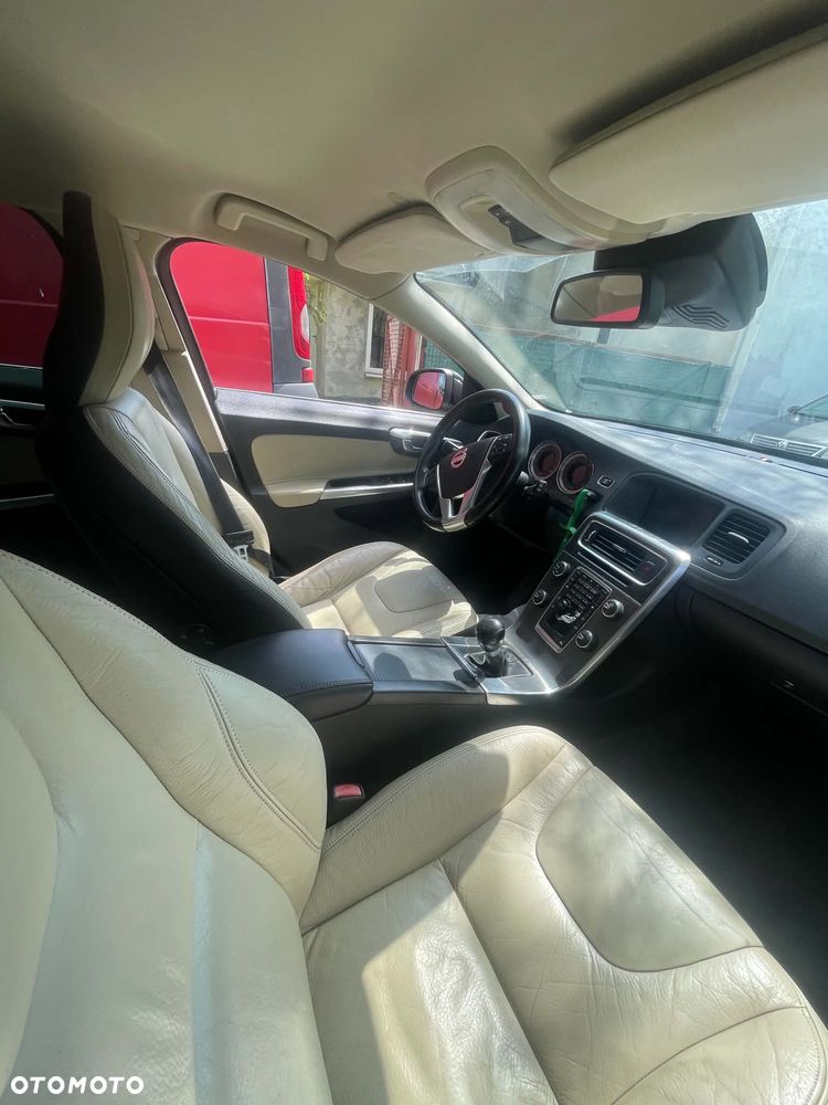 Volvo V60 D3 - 5