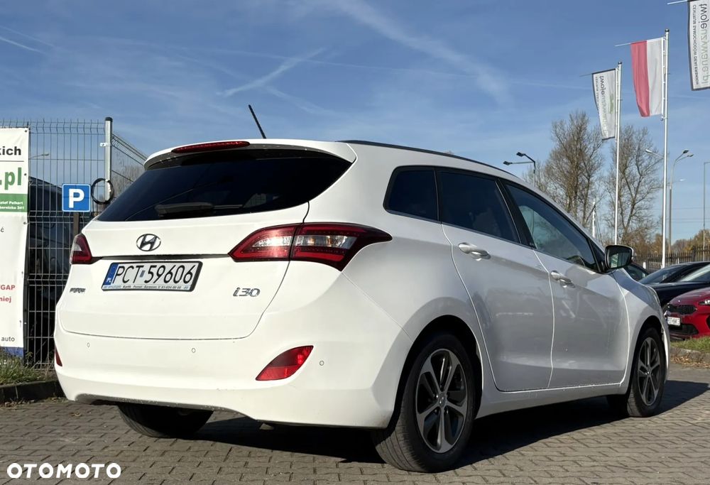 Hyundai i30 1.6 CRDi Comfort - 8