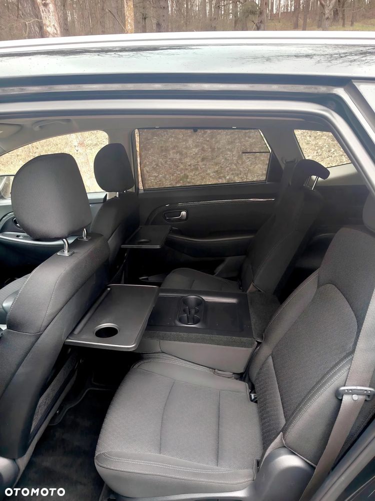 Kia Carens 1.7 CRDi Business Line 7os - 8