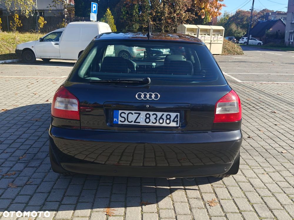 Audi A3 Sportback 1.6 Ambiente - 20