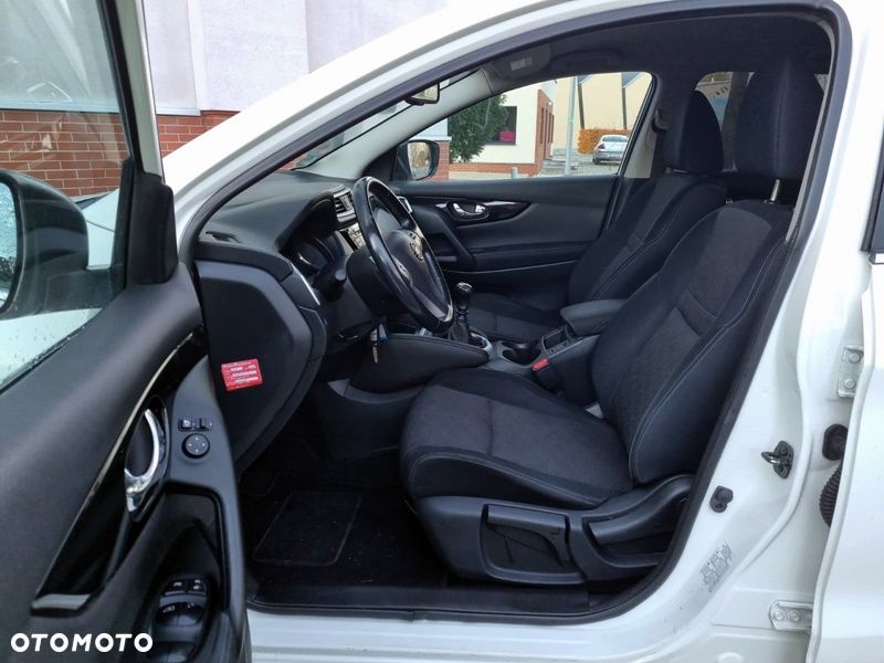 Nissan Qashqai 1.2 DIG-T TEKNA+ - 10