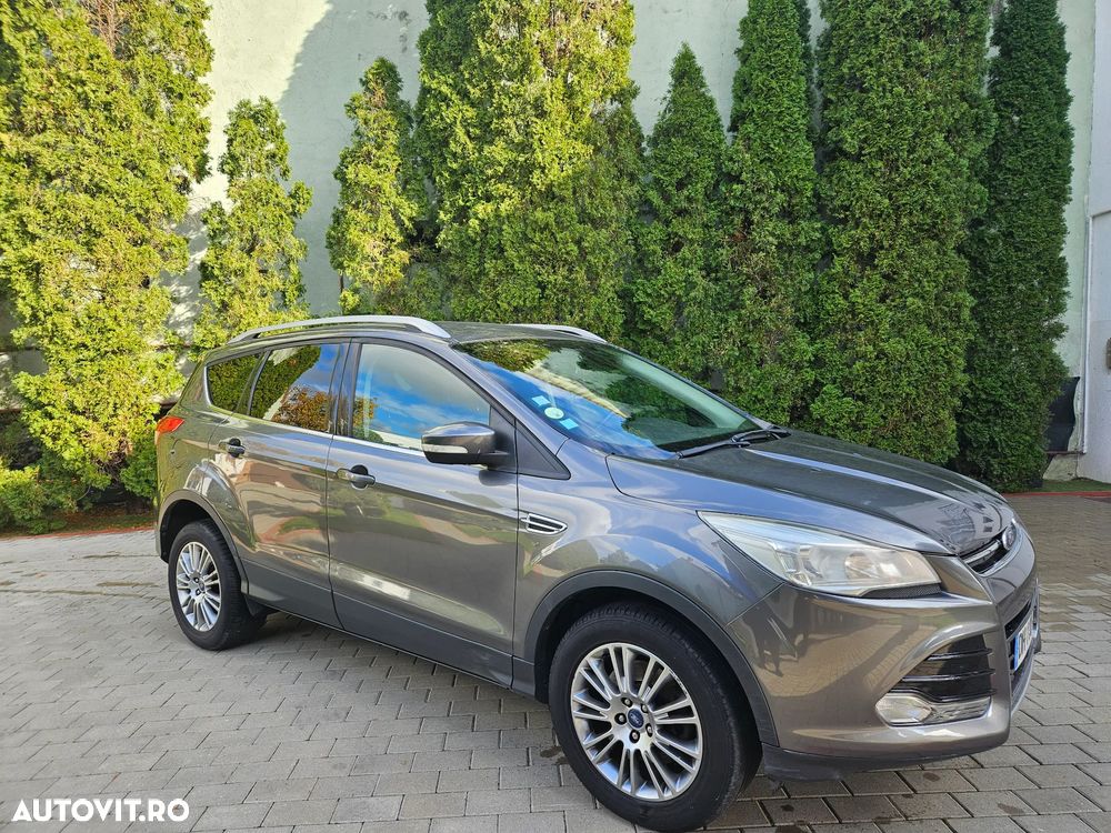 Ford Kuga - 2