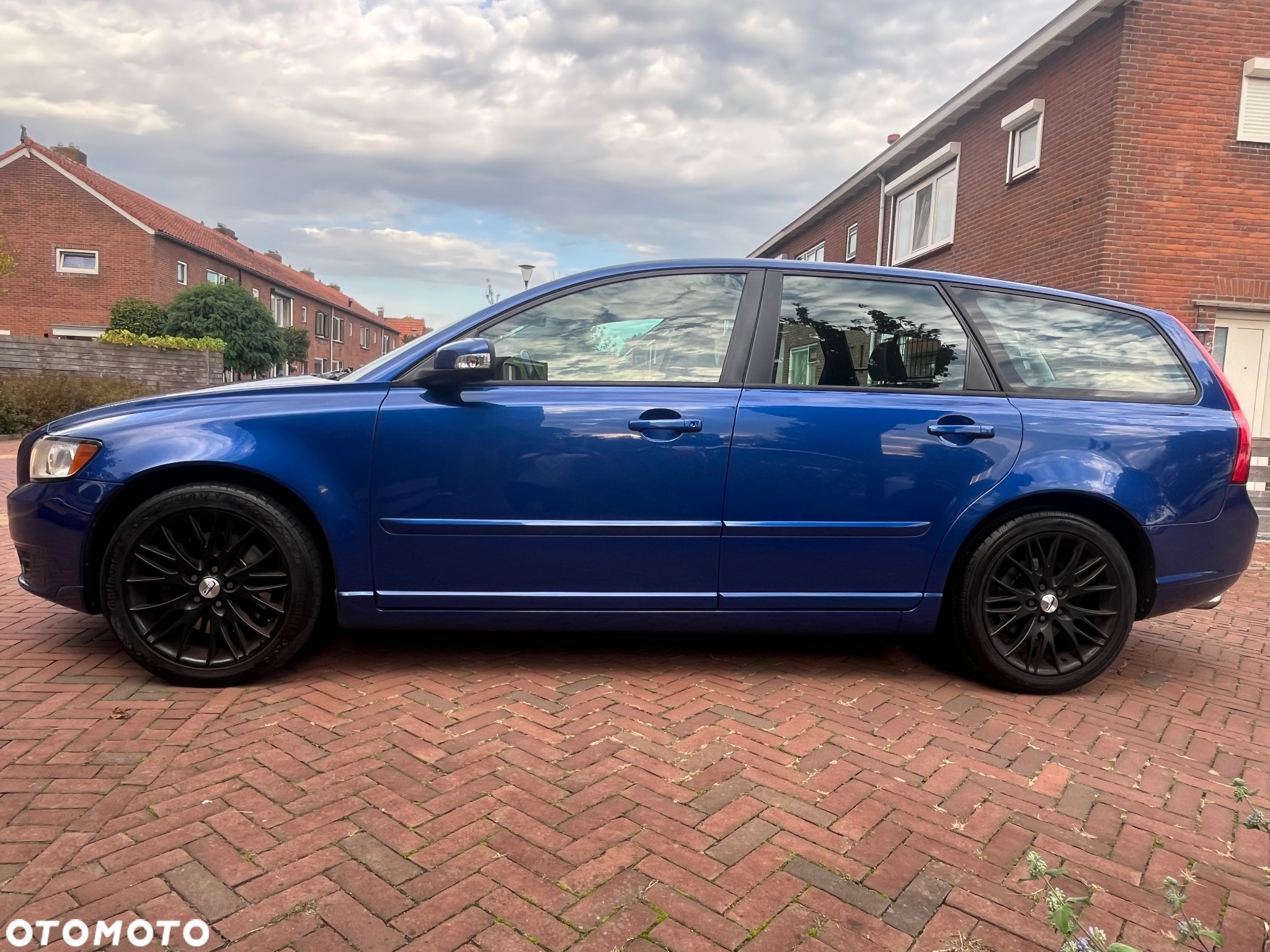 Volvo V50 D5 Momentum - 4