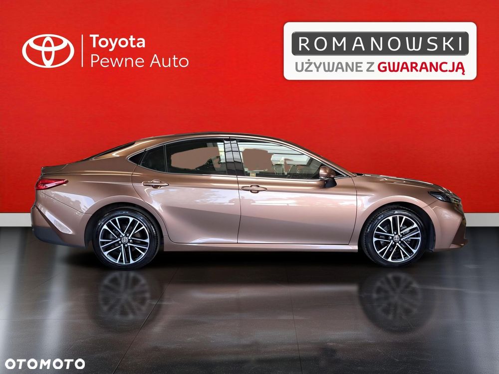 Toyota Camry - 7