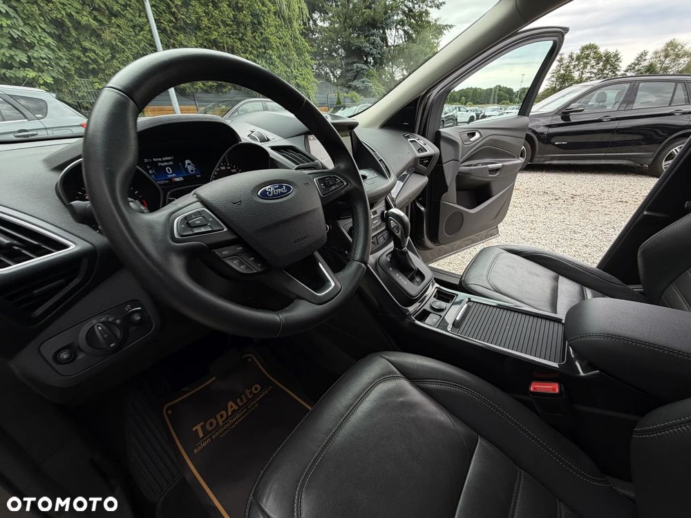 Ford Kuga 2.0 TDCi 2x4 Titanium - 19