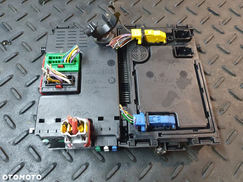 BSI PEUGEOT 206 9626460880 S105872300G - 1