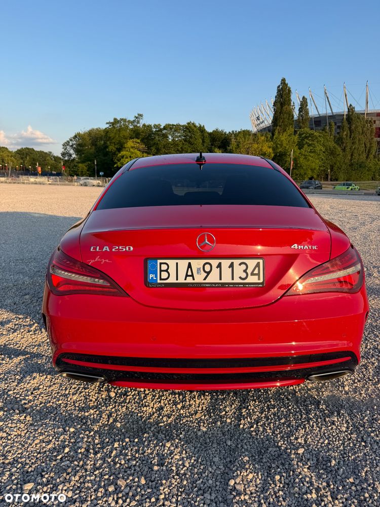 Mercedes-Benz CLA 250 4-Matic AMG Line - 5