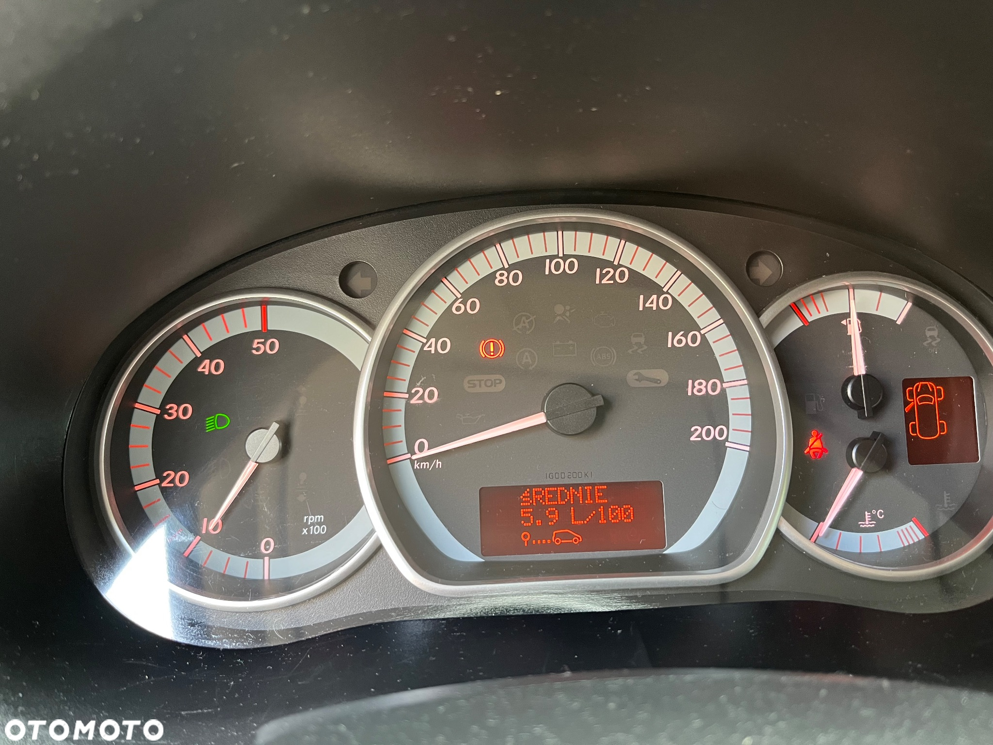 Mercedes-Benz Citan - 12