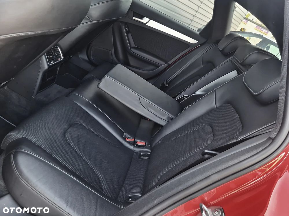 Audi A4 Avant 2.0 TDI DPF clean diesel quattro S line Sportpaket - 25