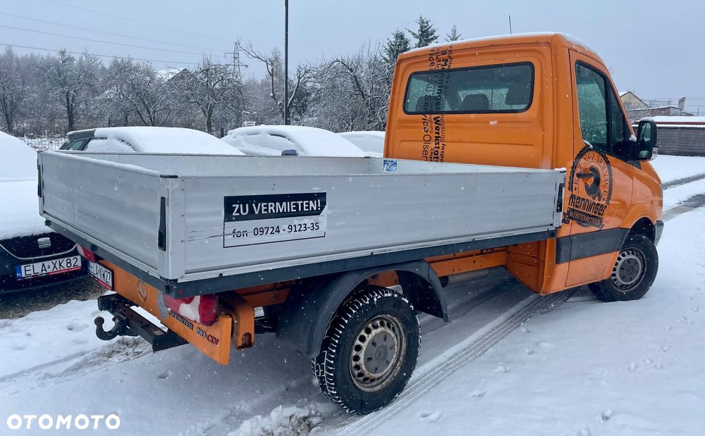 Mercedes-Benz Sprinter - 14