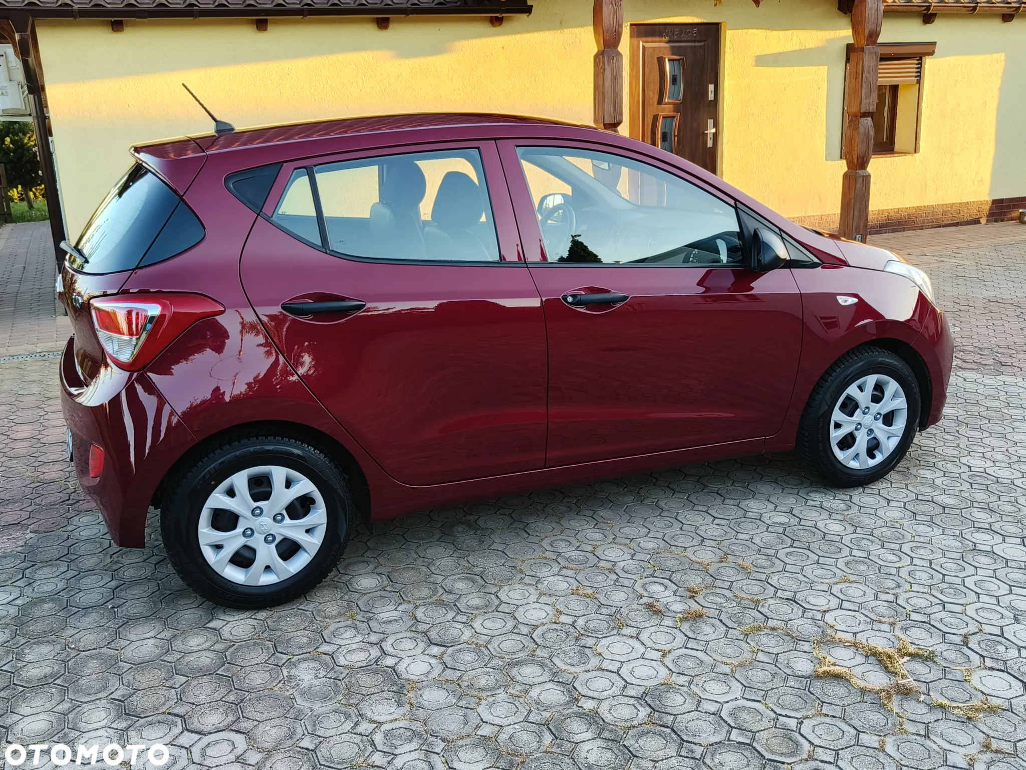Hyundai i10 - 10