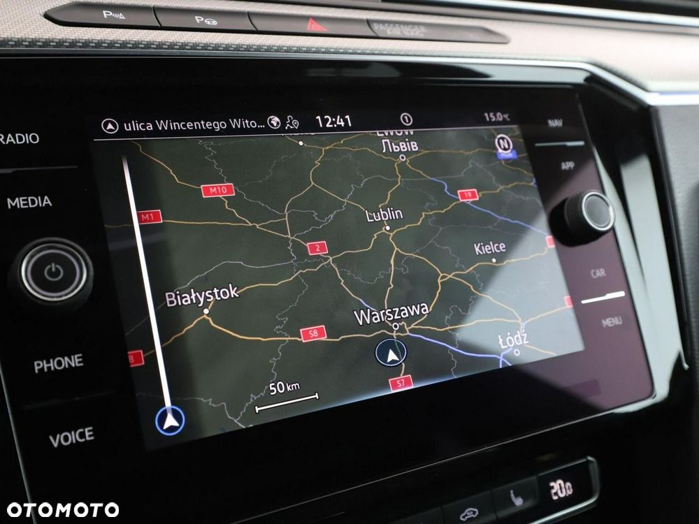 Volkswagen Arteon 2.0 TSI DSG R-Line - 29