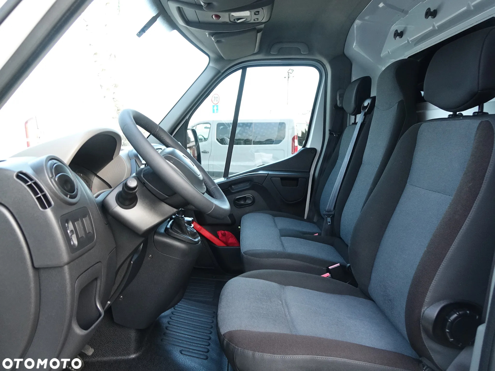 Renault Master III 2.3 125KM L1H2 PODWYŻSZONY - 12
