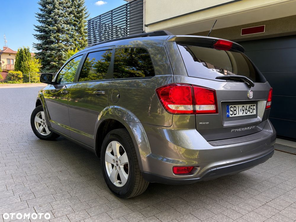 Fiat Freemont 2.0 Multijet 16V DPF Automatik Allrad Urban - 16