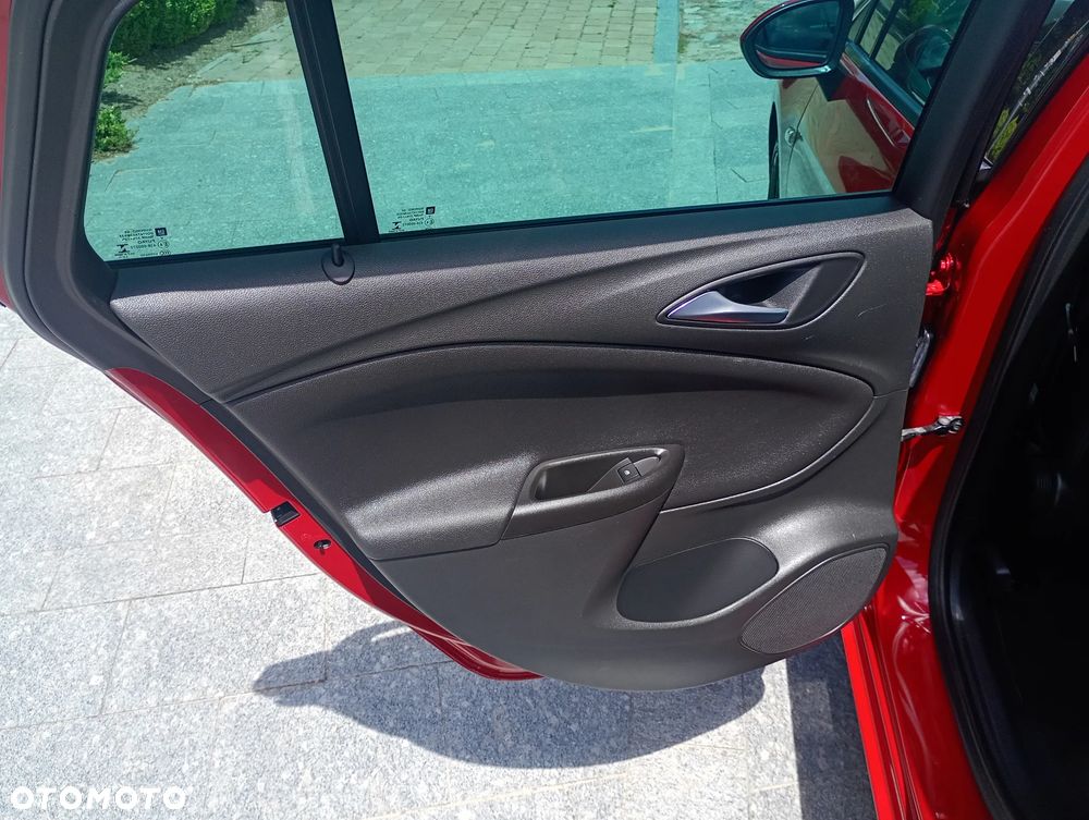 Opel Astra 1.2 Turbo Start/Stop Edition - 27