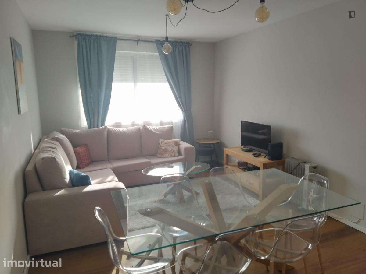 Apartamento com 3 quartos - localizado em Ramalde Porto - Grande imagem: 5/18